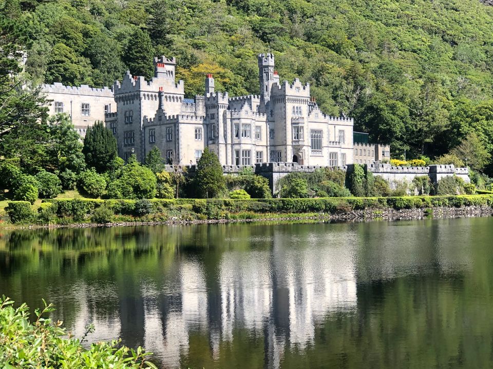 The road to Kylemore Abbey